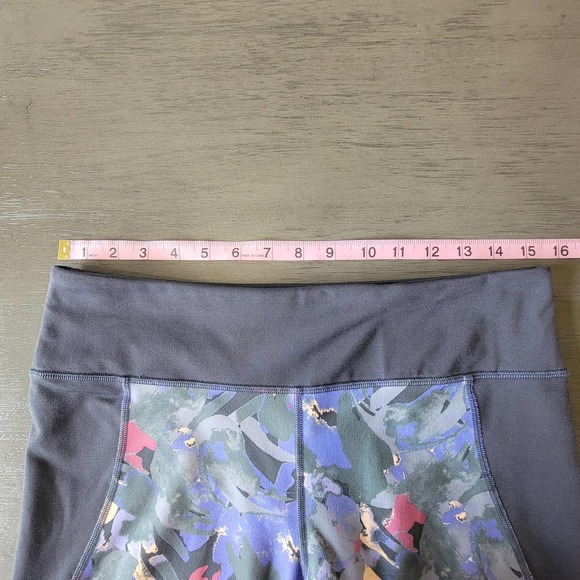 Patagonia Centered‎ Cropped Legging Color Abstract Jungle Smolder Blue Size L - Picture 9 of 11